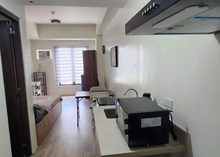 Cozy Poolside Near It Park 3* Cebu